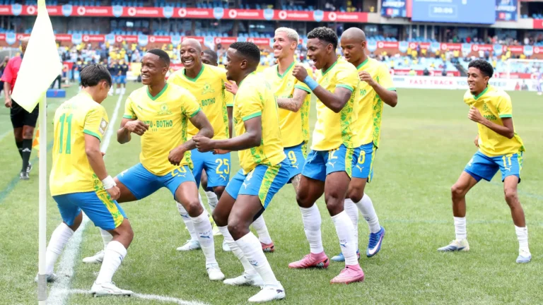 Rayners’ Brace Powers Mamelodi Sundowns Past Sekhukhune in Pretoria Thriller Rayners' Brace Powers Mamelodi Sundowns Past Sekhukhune in Pretoria Thriller