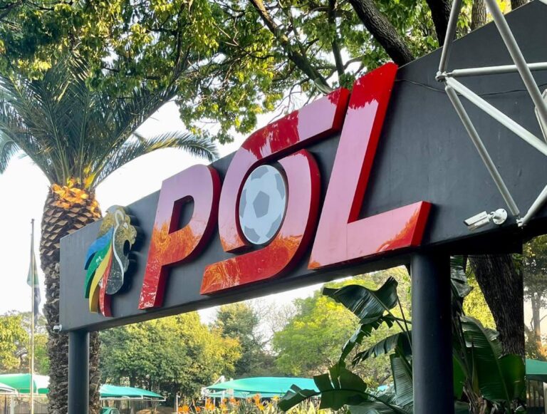 PSL on Pause: Who Benefits Most From the FIFA Break – Sundowns, Pirates or Chiefs? PSL on Pause: Who Benefits Most From the FIFA Break - Sundowns, Pirates or Chiefs?